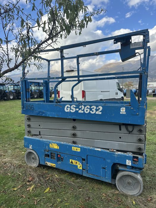 Ножична вишка 10м GENIE GS2632