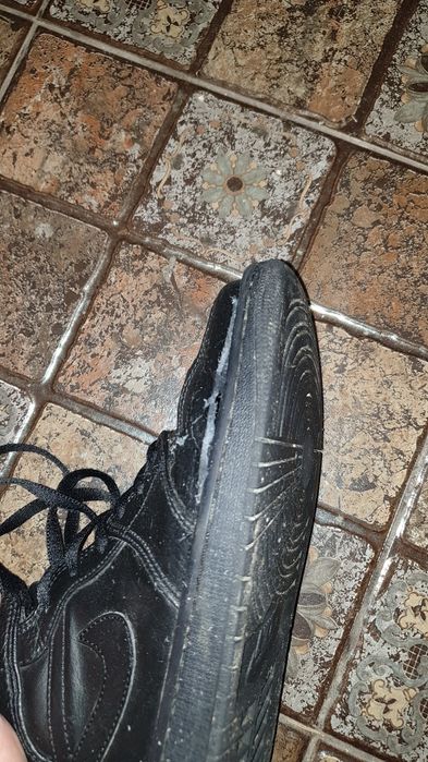 Air Jordan 1 Mid, piele naturală, marimea 42,5 (vai de steaua lor)