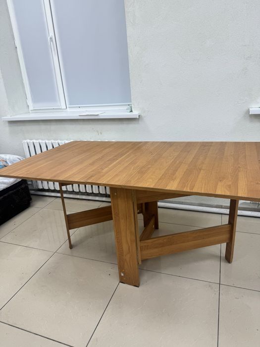 Продам стол трансформер.