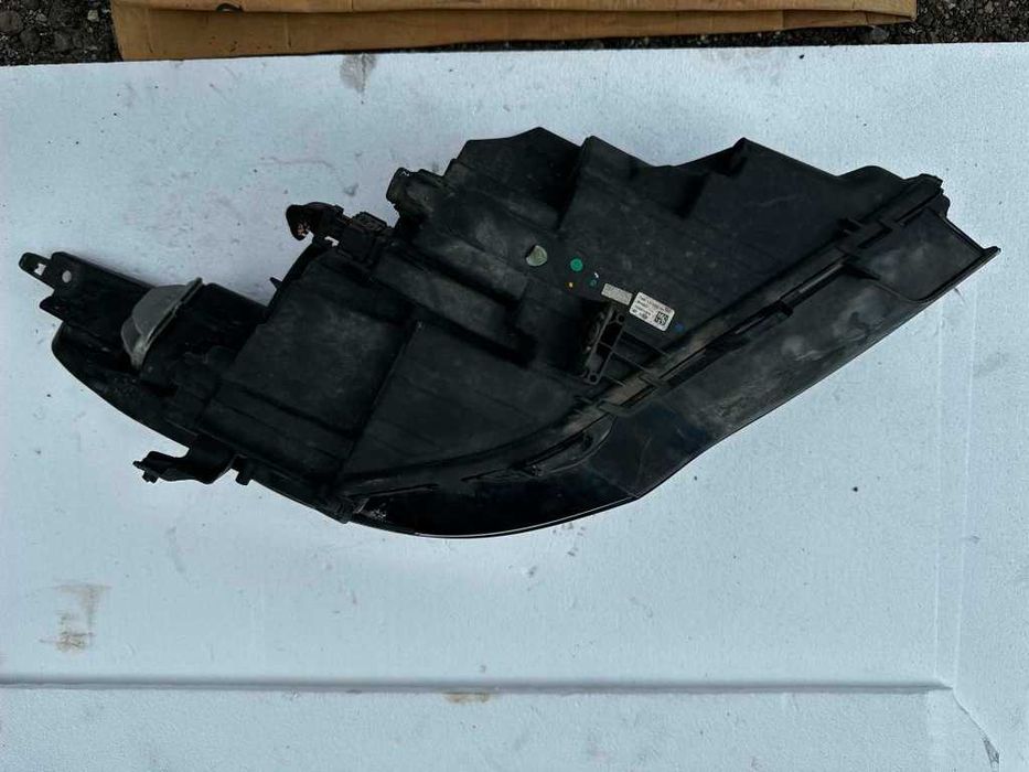 Far stanga  dreapta cu lupa Opel Astra K 39047200 662588537