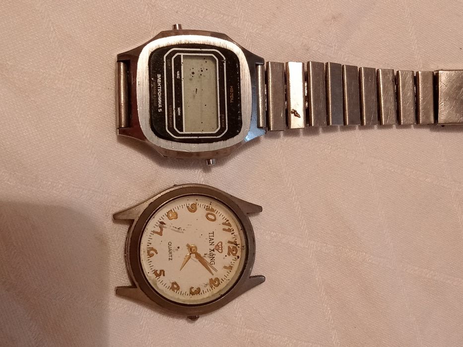 Продам часы , разные.