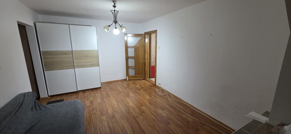 Proprietar Apartament 2 camare Micalaca orizont etaj 2
