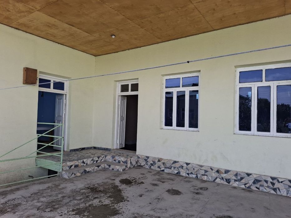 Бино сотилади ало даражада курилган