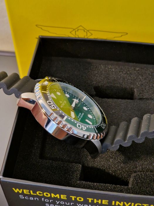 Invicta Pro Diver