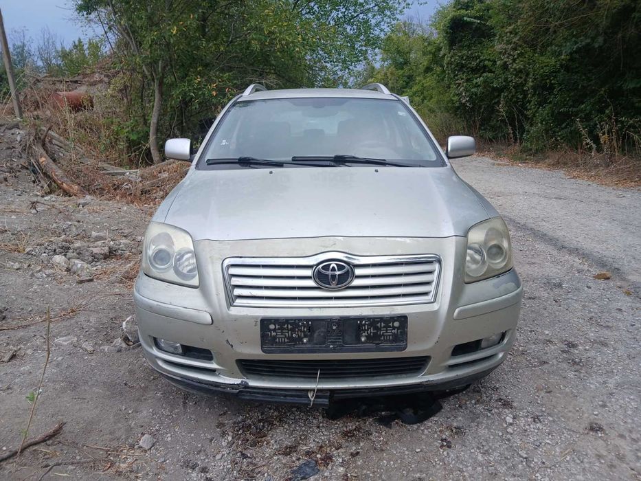 Toyota Avensis 2.0 d 2004г НА ЧАСТИ