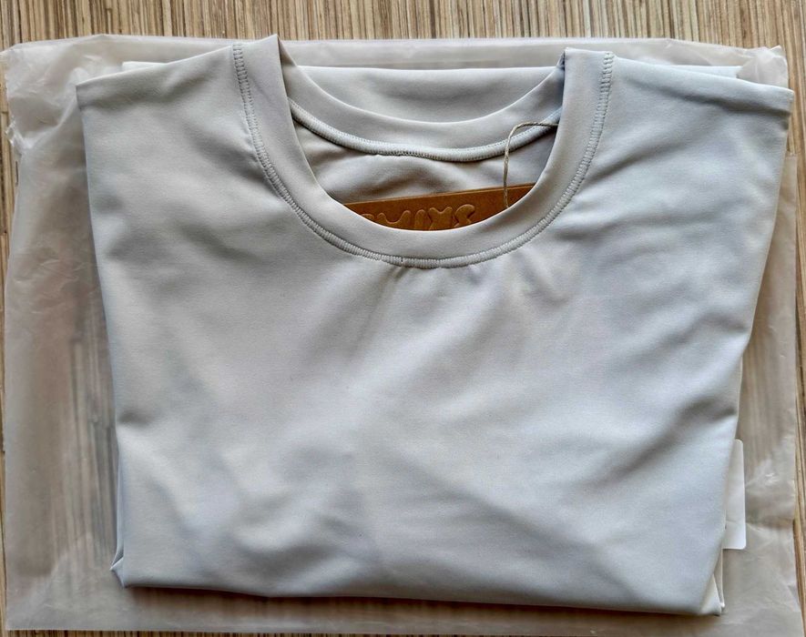 вталена блуза Skims