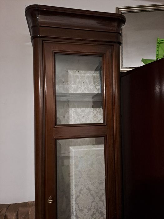 Vând Cutie Pendulă de Podea / Vitrină Coloană