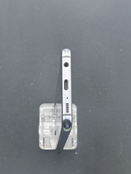 Samsung Galaxy S10 e  128 GB ID-pex565