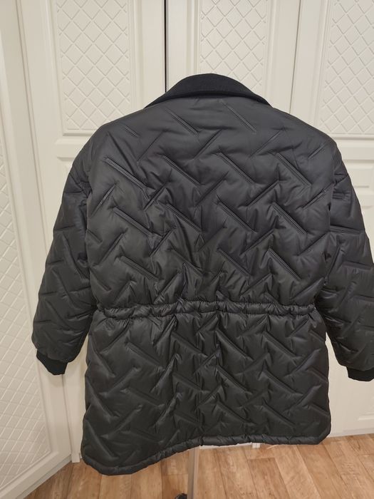 Продам куртку весеннюю