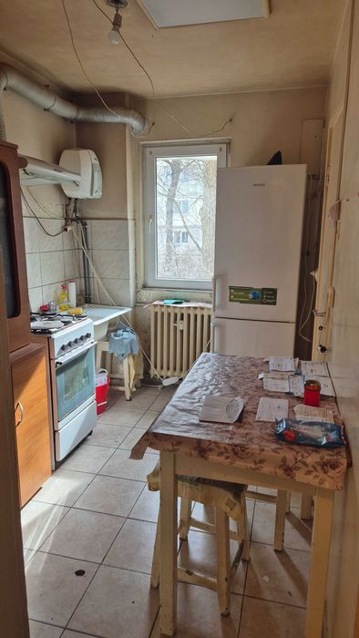 Apartament 3 camere | Etaj 1 | 70,4 mp total | 2 balcoane | Astra – Complexul Mic | Proprietar