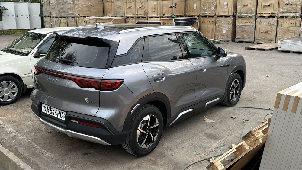 Byd YUAN UP 2024 год пробег 23800 км , родная краска,  своя