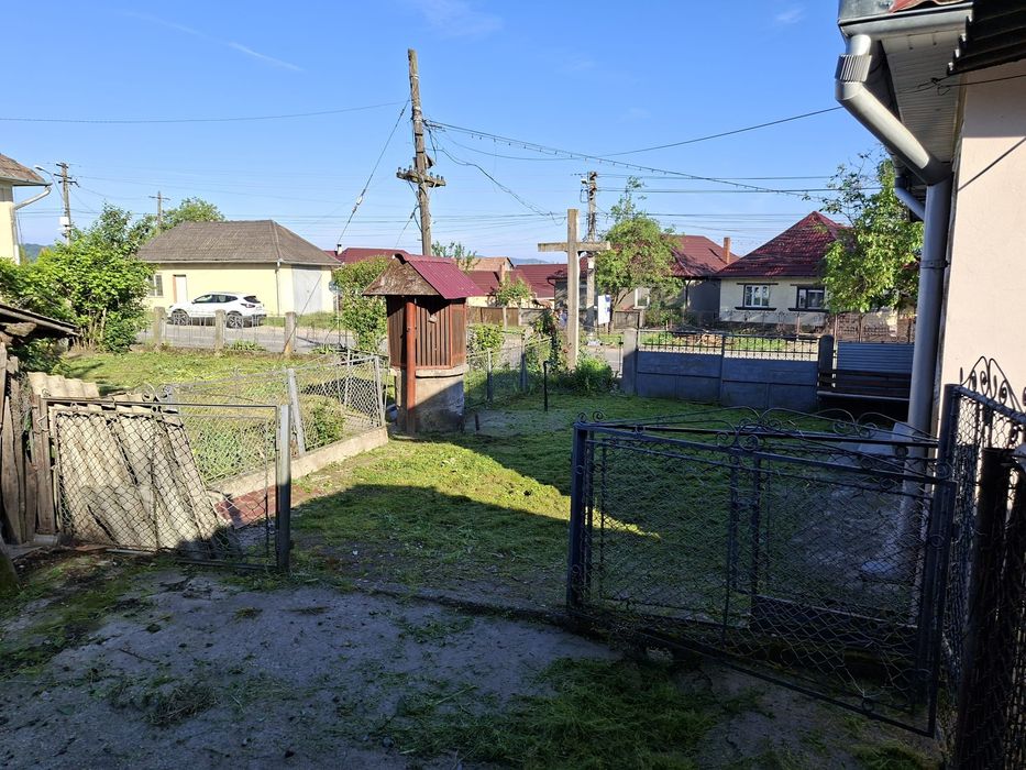 Vand casa in Mica