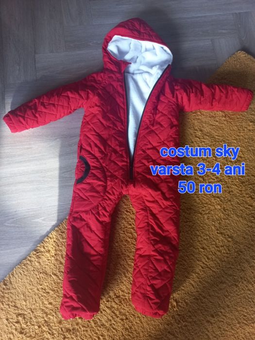 Vand haine de fetita varsta 3-4  ani