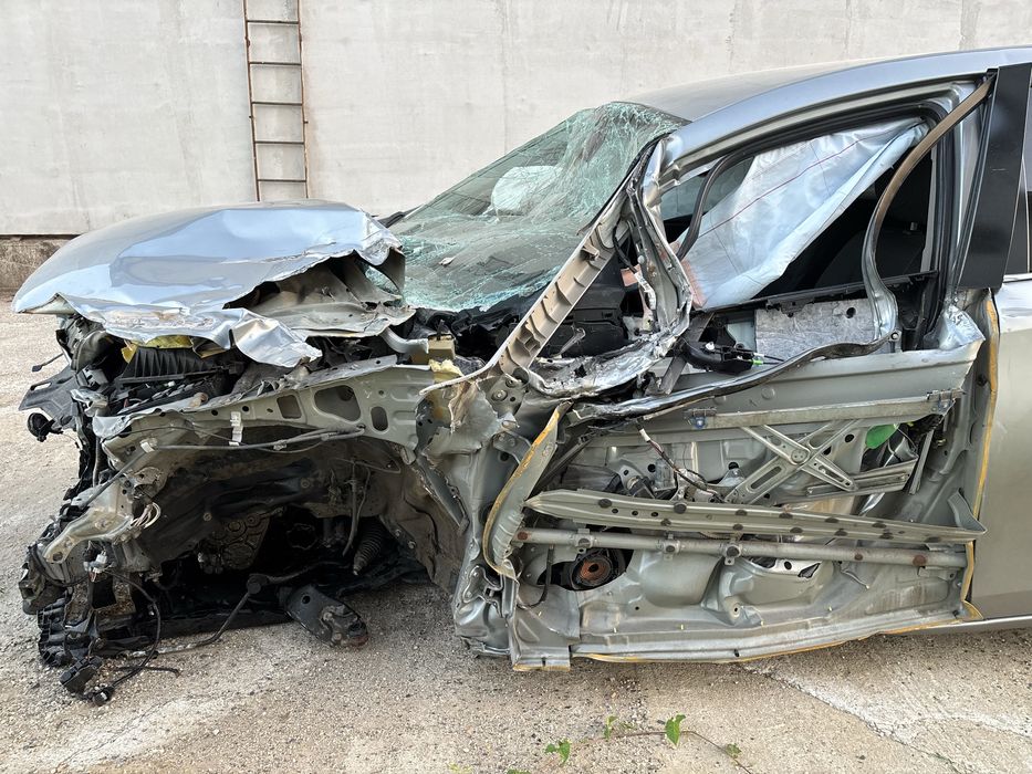 TOYOTA Auris 2015 — imagine 5