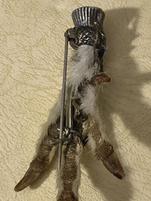 Broșă veche vanatoare