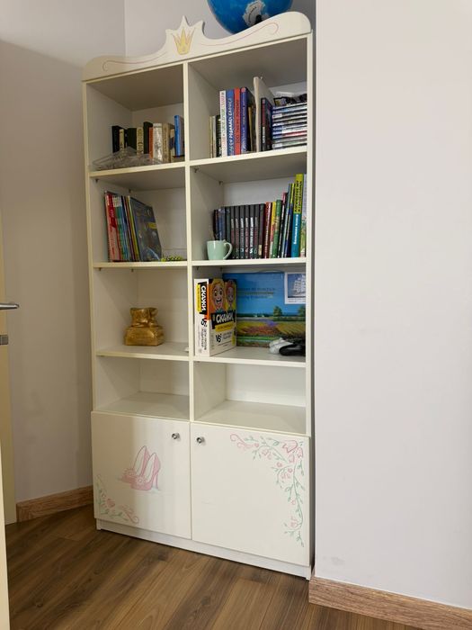 Очень дорогая мебель okidoki.ee б/у