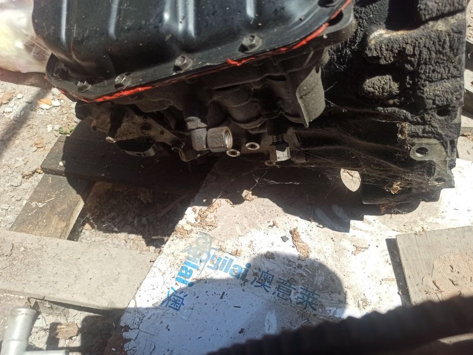 Двигатель с коробкой на Rav 4