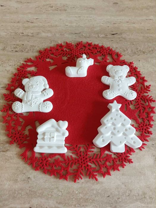 Красиви фигурки от молдове за Коледа, Великден и детски тържества