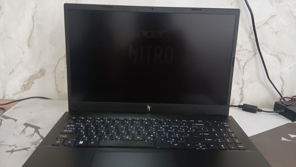 Игровой ноутбук Acer Nitro v15 торг имется