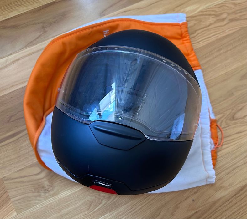 Мото каска черен мат 55 размер Schuberth C4 flip up black ma