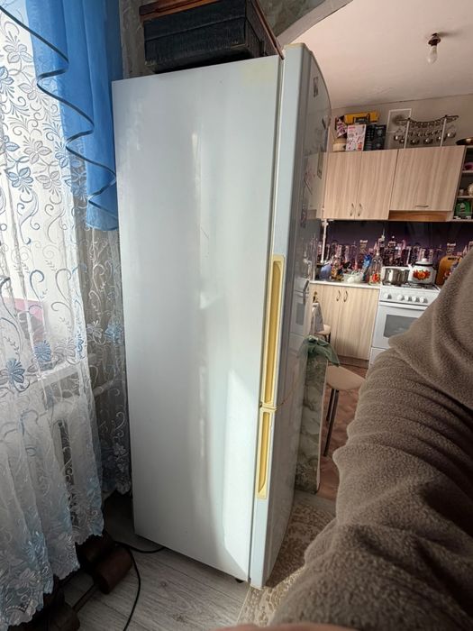 Продам Холодильник в хорошем состоянии.