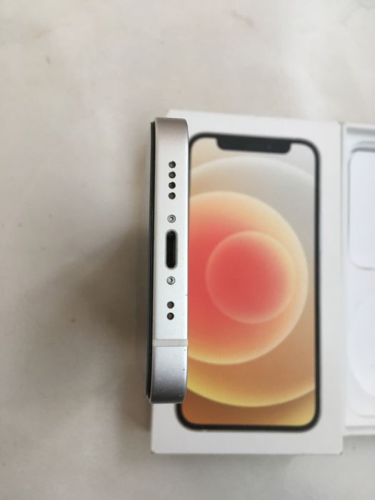 iphone 12 Mini ..128 gb