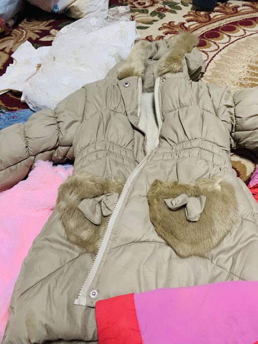 Продается Детские одежды для девочек в хорошем состояний