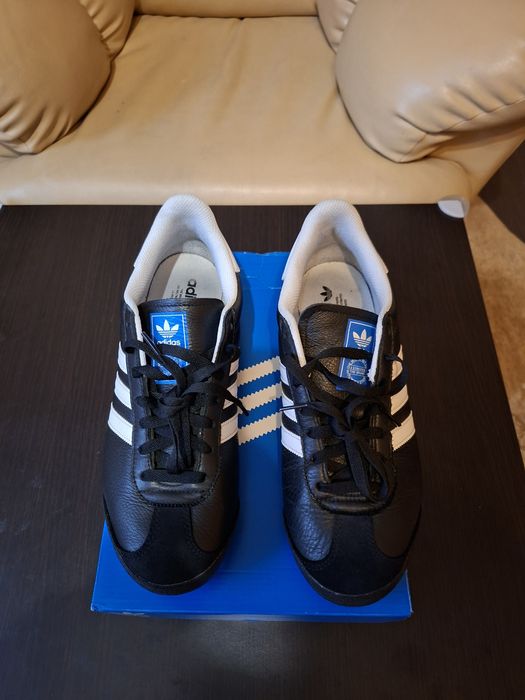 Маратонки Adidas