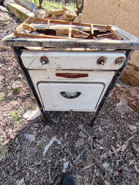 Gaz plitalar sotiladi