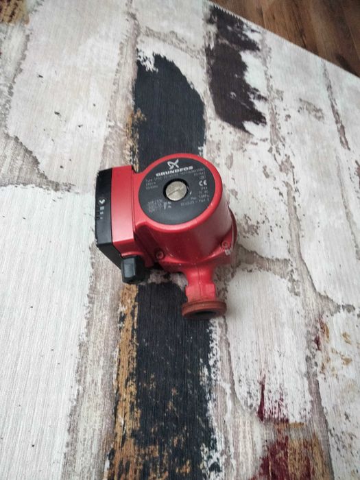 Pompa recirculare Grundfos