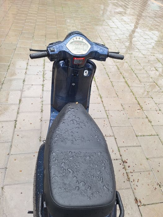 Продава се скутер BTC 50  кубика - нов внос