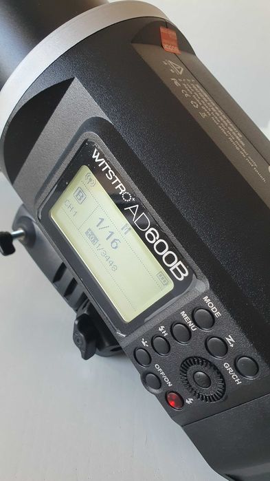2 x Blitz GODOX AD600B TTL Wistro pentru montura Bowens - le amortizezi dintr-un singur proiect