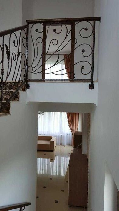Casa individuala,teren 800mp!!!
