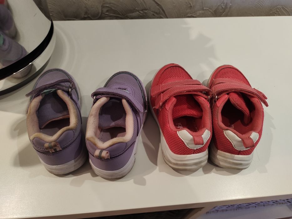 Продам детскую обувь на лето