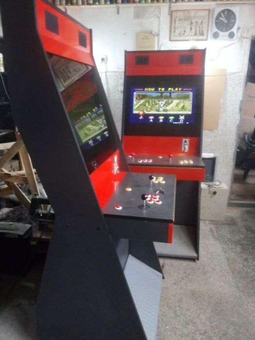 Аркадна  игра и бартоп