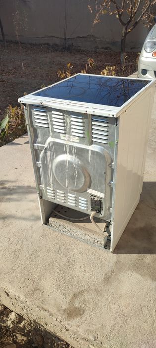 Электрический плита с духовкой