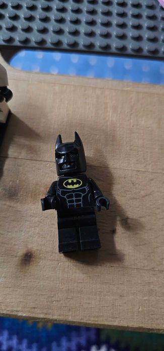 diverse figurine batman star wars policeman