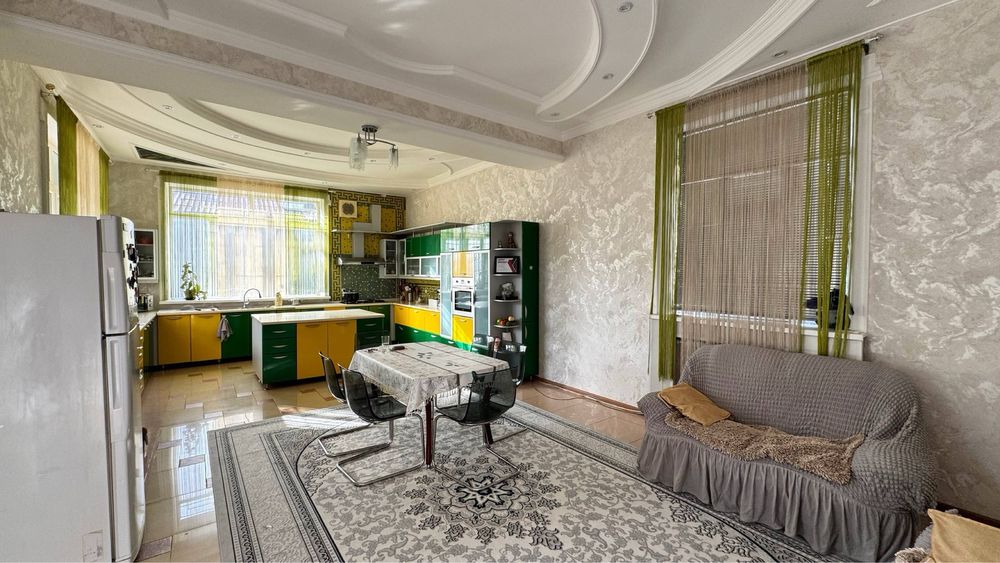 Дом Ул. Мироншох 6,8 соток