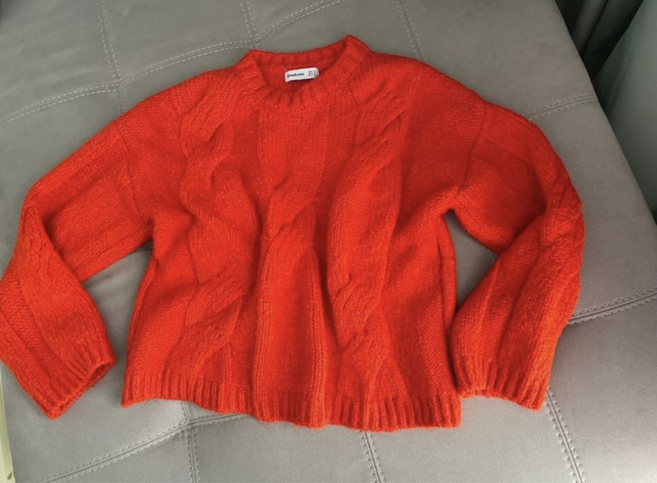 Pulover portocaliu Stradivarius