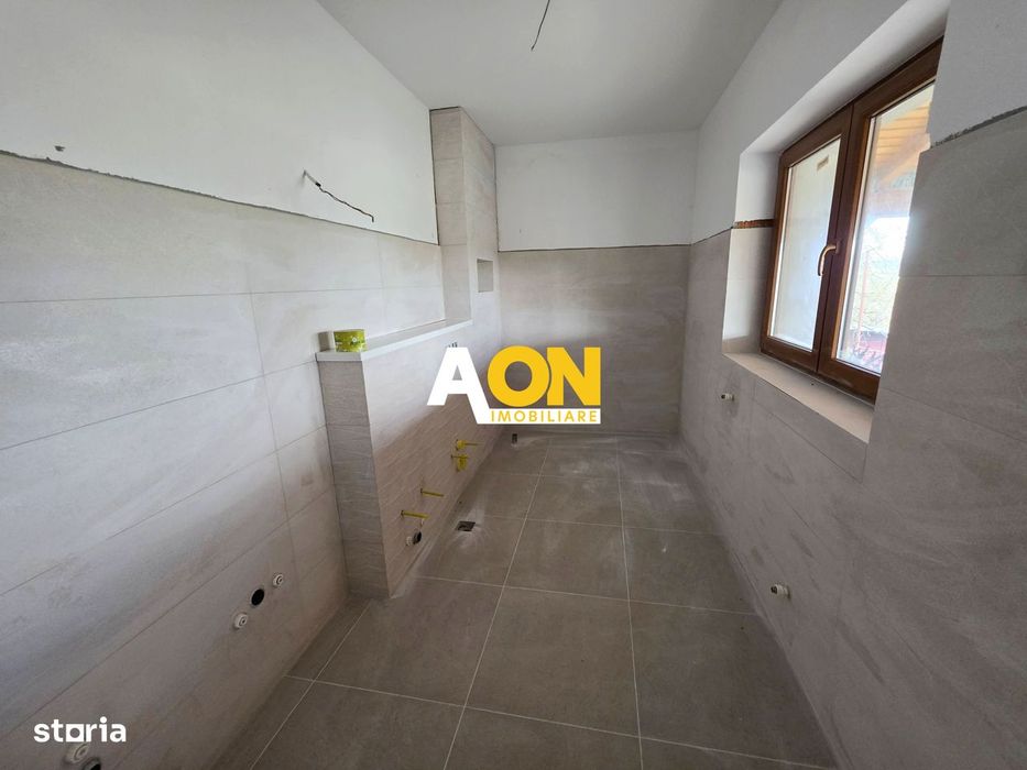 Casa semifinisata, 5 camere, 571 mp teren, Micesti
