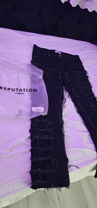 Blugi Reputation Studios Fleared