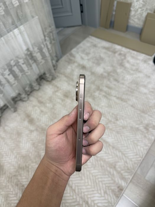 Iphone 16 pro yengide