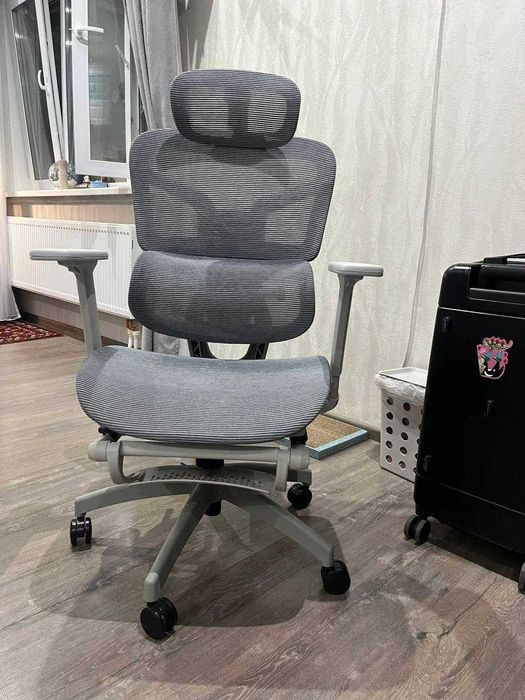 Игровое кресло Mizone Ergo