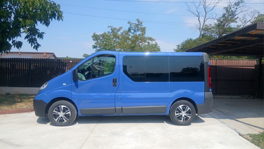 Opel vivaro(trafic) 9 Locuri