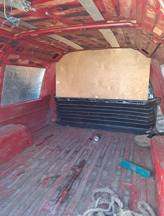 Продам машину  форд