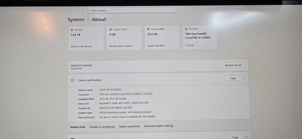 Lenovo Workstation P3 i9 13900T 32GB DDR5 Placă video T1000 4GB