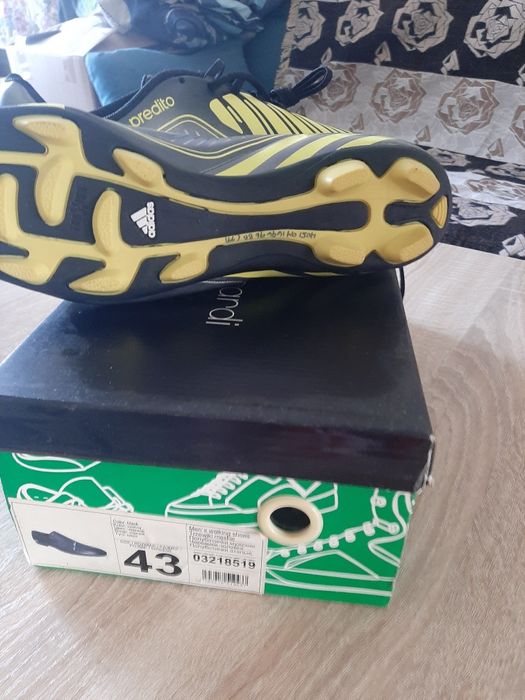 Бутсы мужские адидас