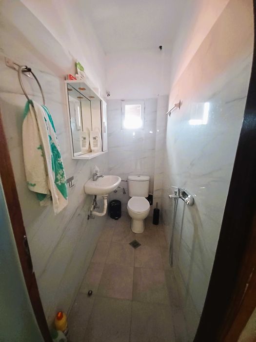 Продава 6 апартамента за бизнес туризъм до морето ПаралияВрасна,Гърция