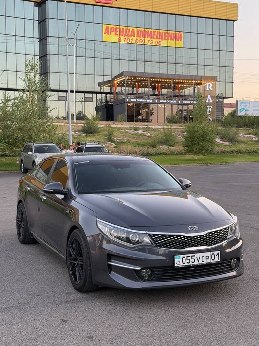 Киа К5 в отличном сост
