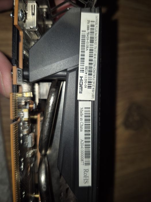 Vând/schimb rx 5700xt